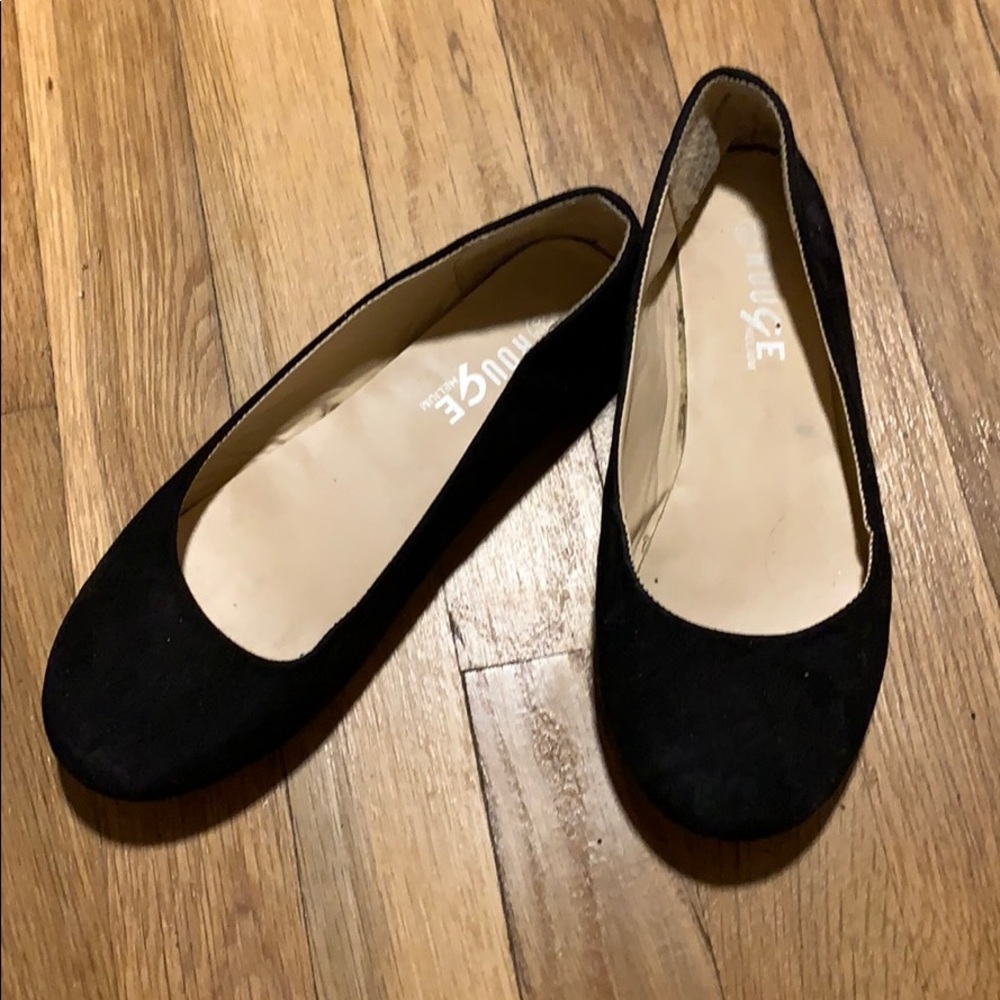 Flats black